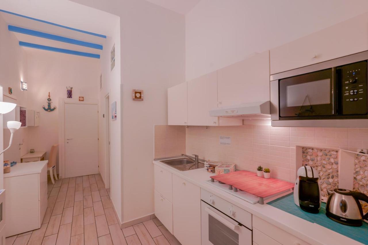 Approdo Rooms - Eja Sardinia 칼리아리 외부 사진