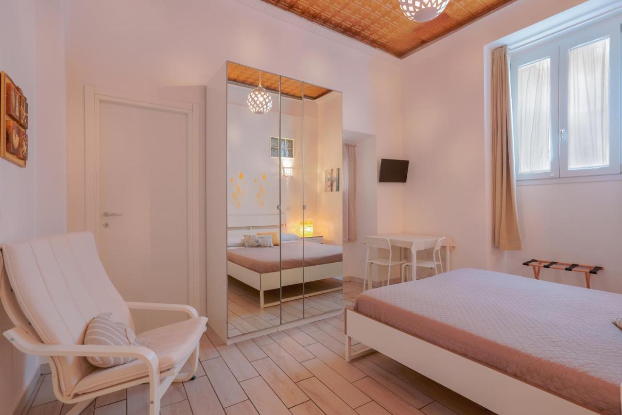 Approdo Rooms - Eja Sardinia 칼리아리 외부 사진