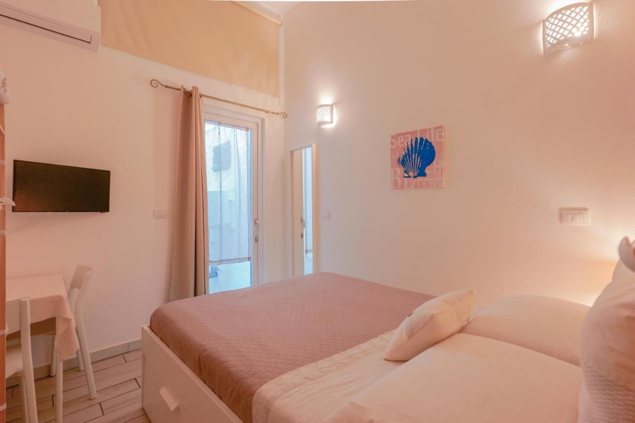 Approdo Rooms - Eja Sardinia 칼리아리 외부 사진